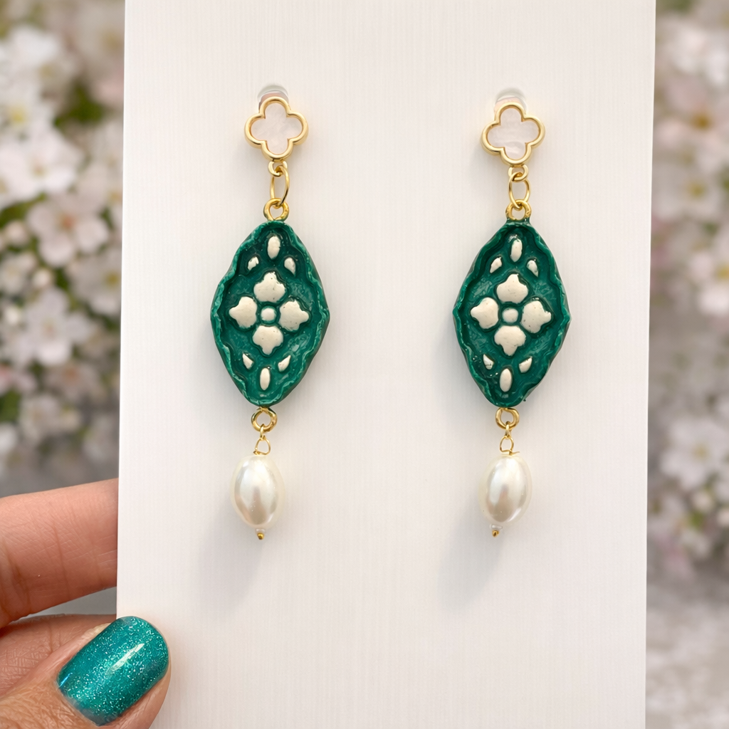 Hirva Phool Earrings - Quirky Jewellery