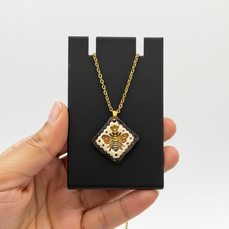 Royal Bee Pendant - Quirky Jewellery