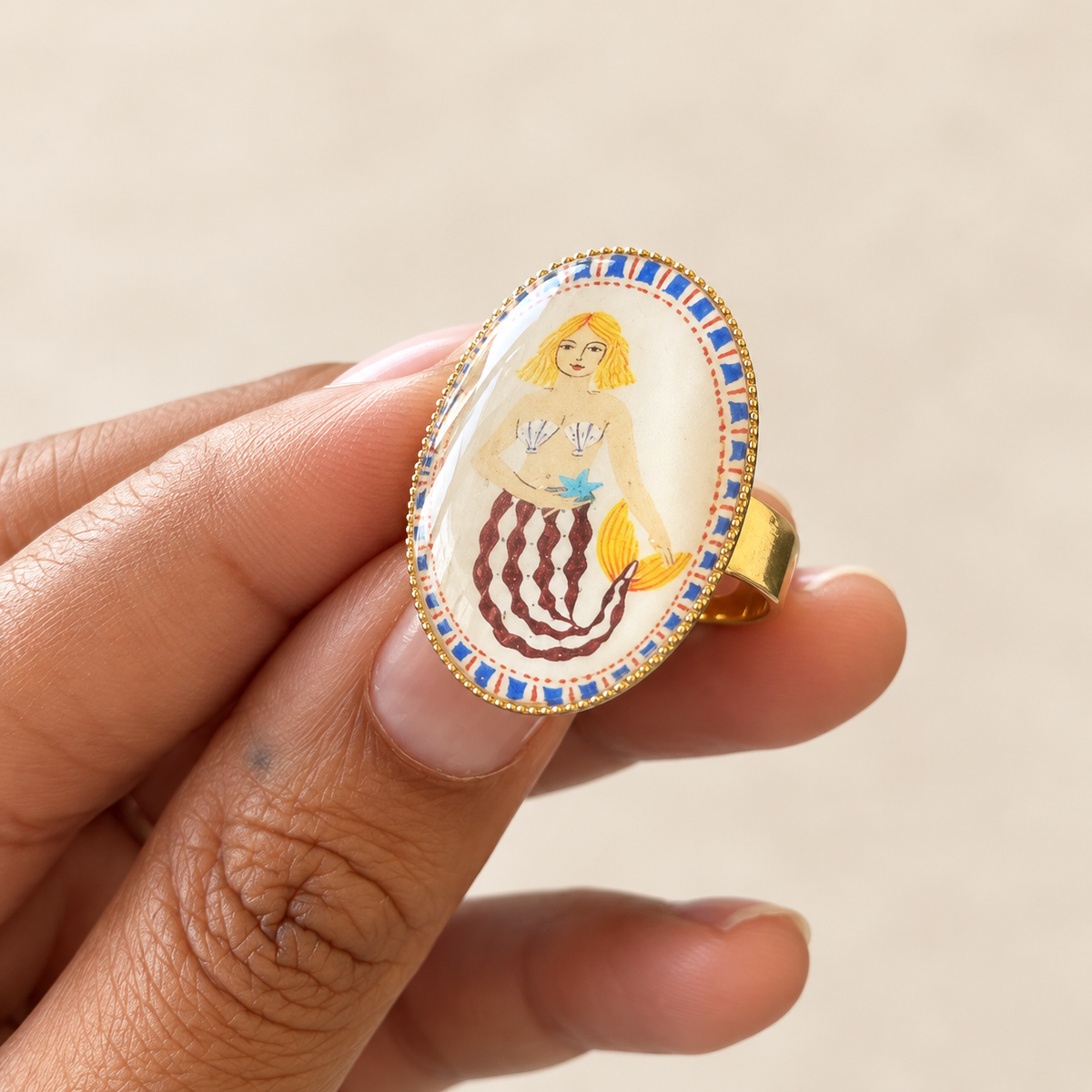 Mermaid’s Cove Vintage Ring - R010