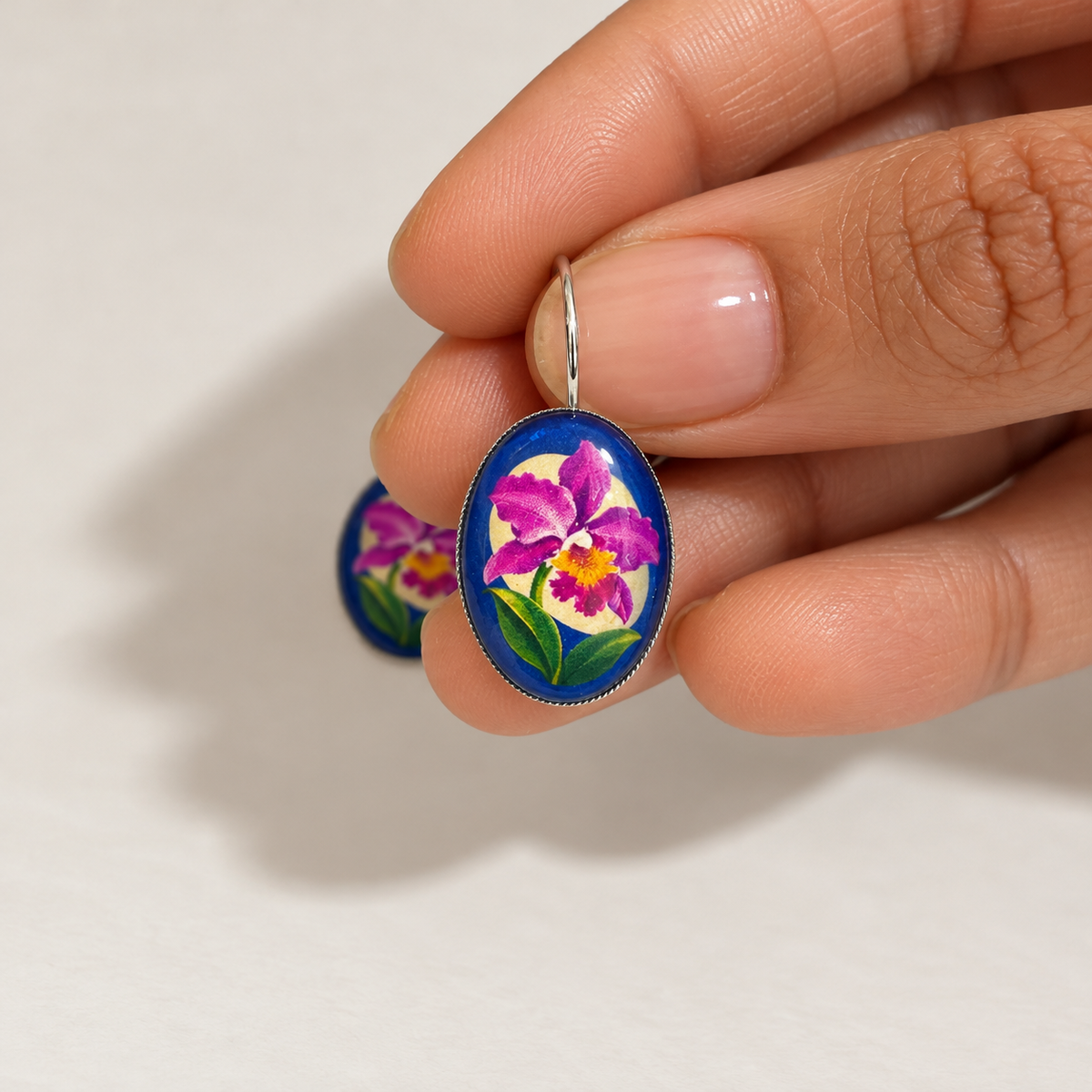 Blue Orchid Earring.