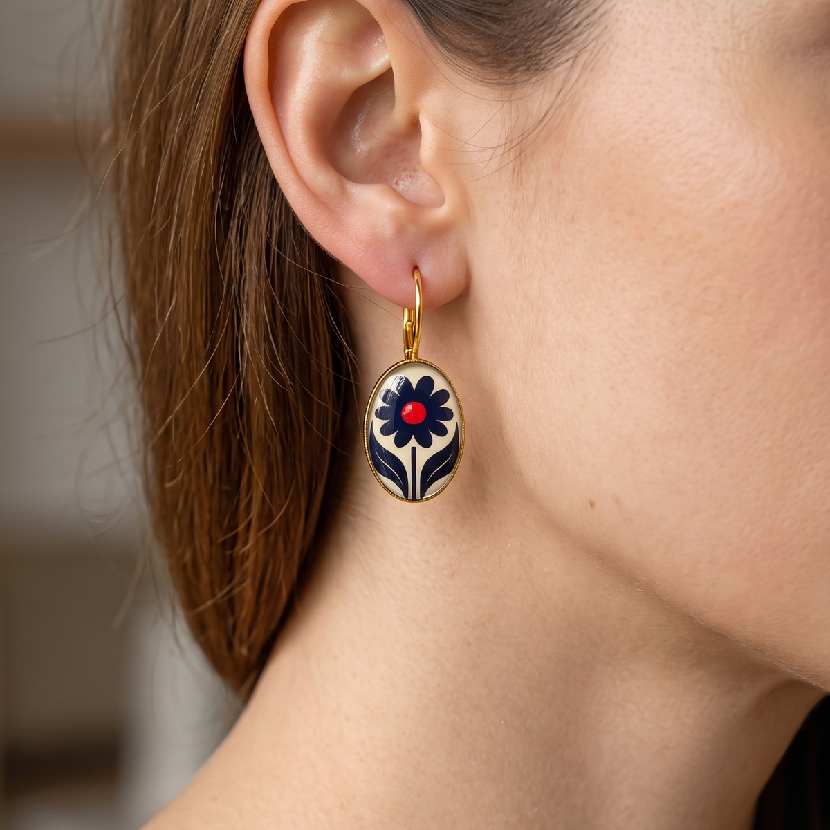 Classic Foral Gold Earring