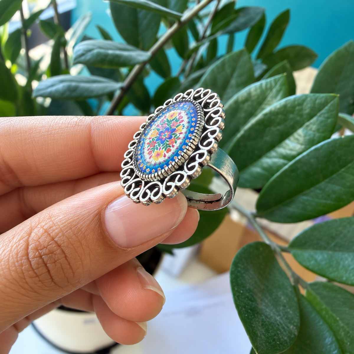 Vintage Floral Filigree Ring – Silver Finish - R002.
