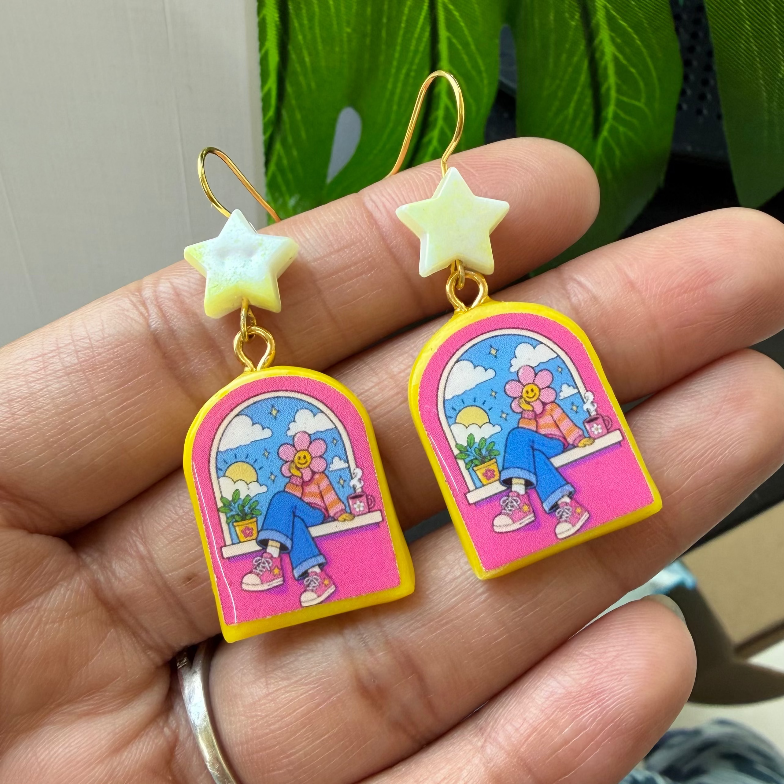 Window to Wonderland Earrings