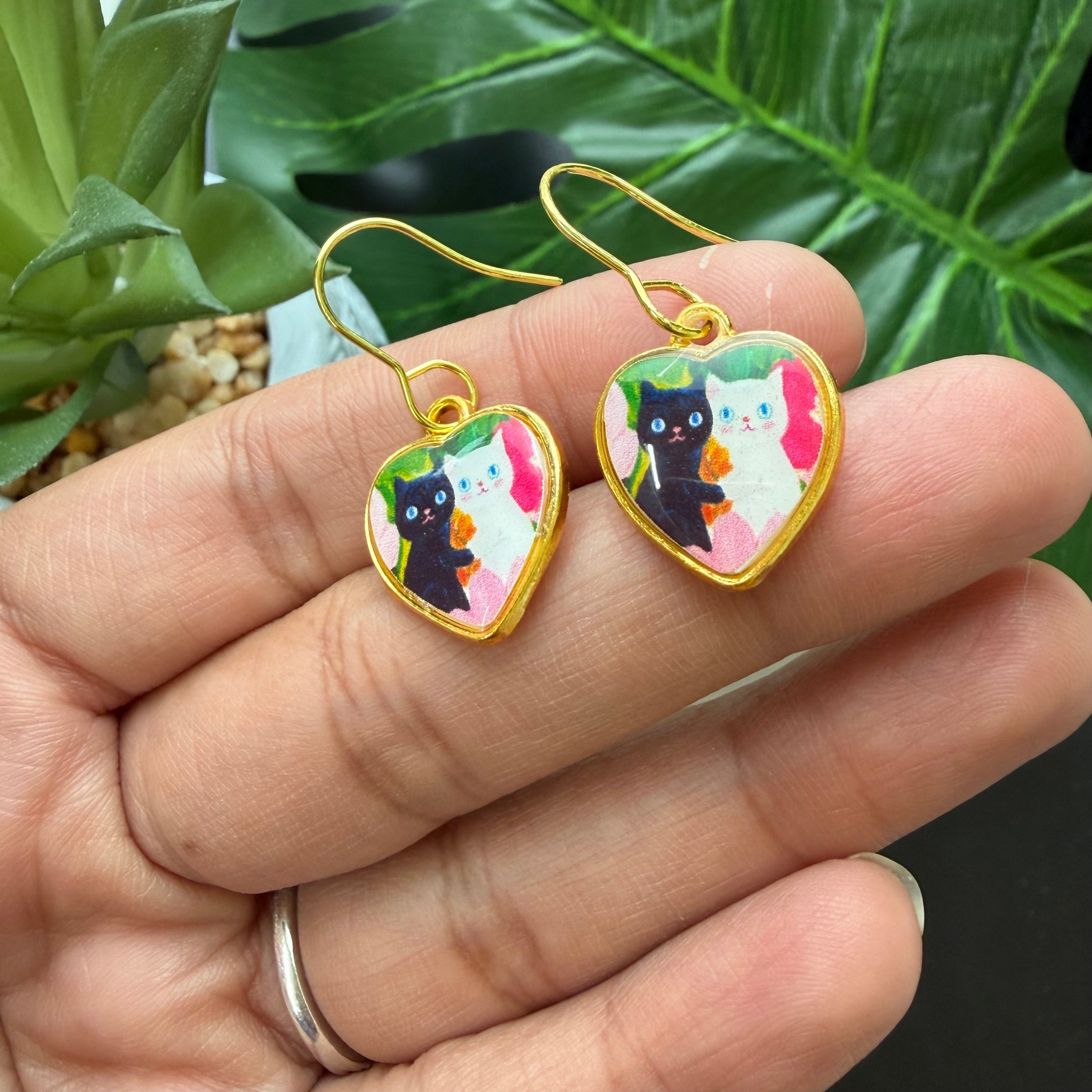 PLayfull Black and White Cat Love Earrings 🐶❤️
